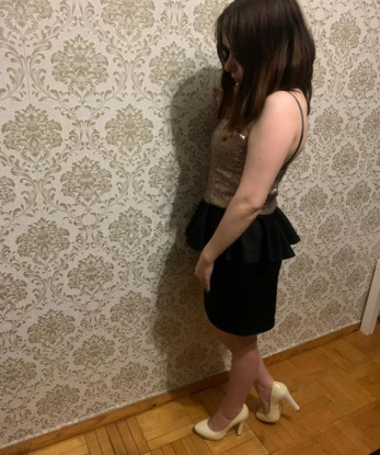 Встречи со мной наполнены страстью и желанием. Прекрасное тело, нежная кожа, приглашаю в гости для ярких впечатлений. Звони, не пожалеешь! 6074, 24 года